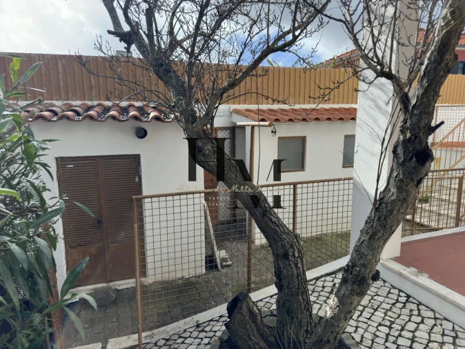 Moradia T4 para Venda em São Domingos de Rana Foto 10