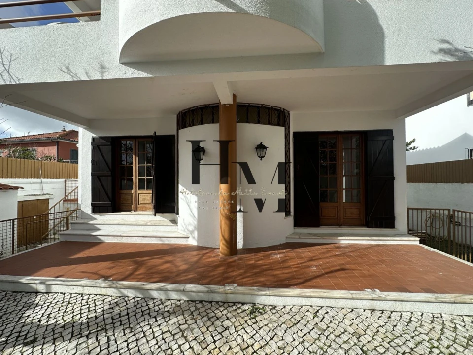 Moradia T4 para Venda em São Domingos de Rana Foto 9