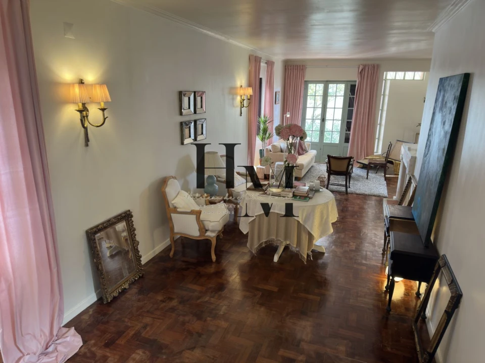 Moradia T4 para Venda em São Domingos de Rana Foto 18