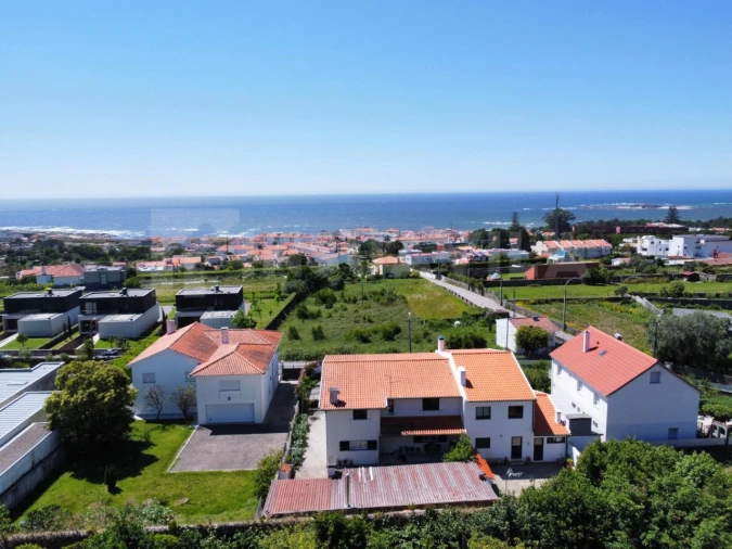 Moradia T6 para Venda em Moledo e Cristelo Foto 2