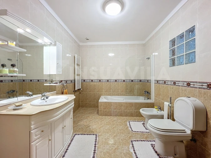 Moradia T6 para Venda em Moledo e Cristelo Foto 26