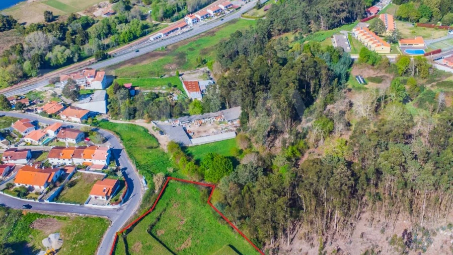 Armazém para Venda em Seixas