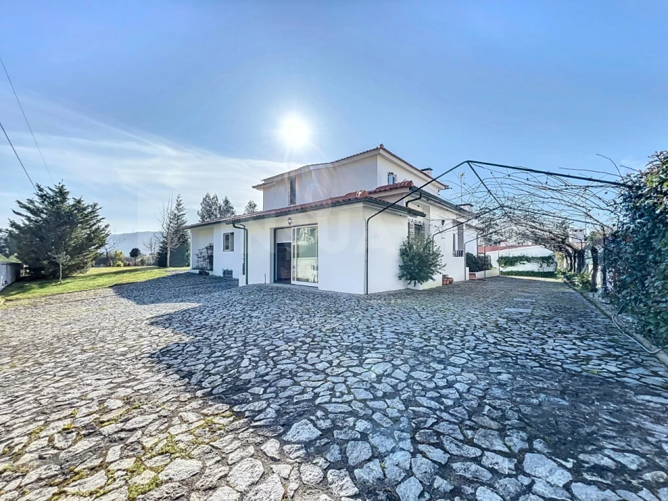 Moradia T3 para Venda em Seixas Foto 7