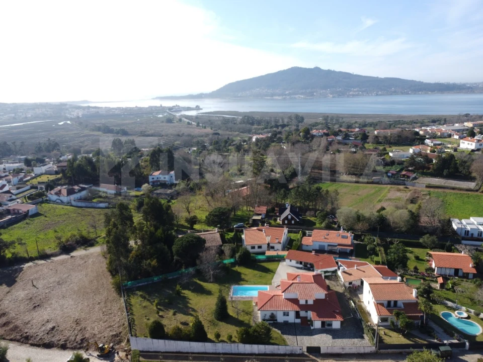 Moradia T3 para Venda em Seixas Foto 36