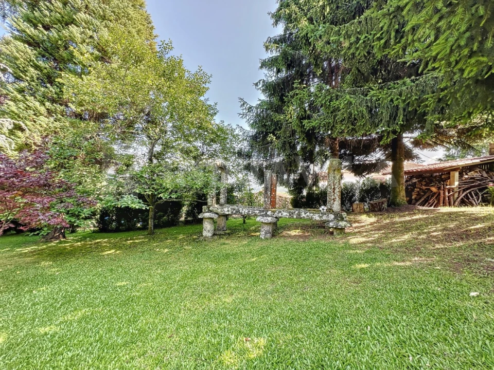 Moradia T6 para Venda em Mentrestido Foto 17