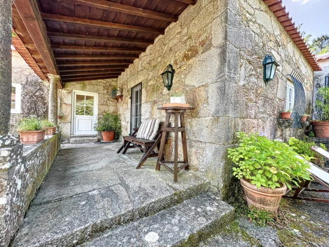 Moradia T6 para Venda em Mentrestido Foto 29