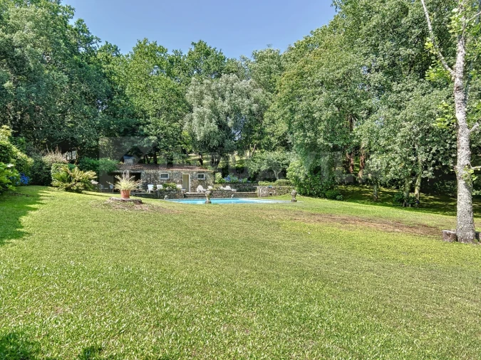 Moradia T6 para Venda em Mentrestido Foto 5