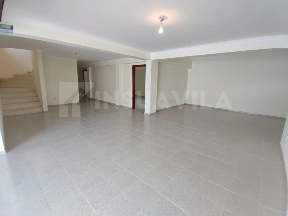 Moradia T4 para Venda em Sopo Foto 22