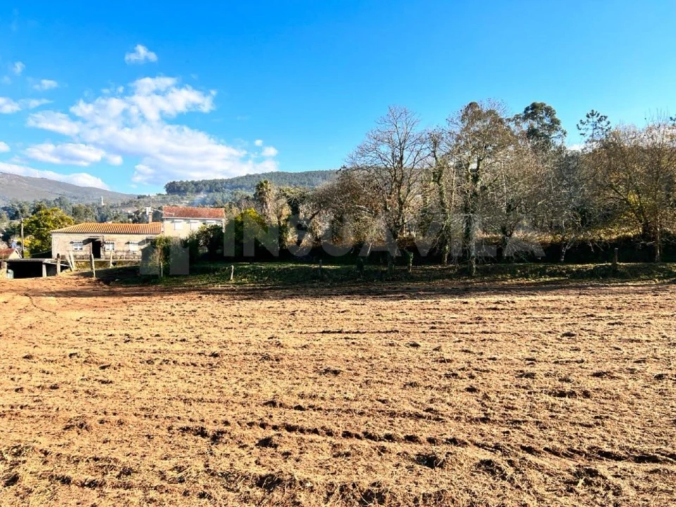 Moradia T2 para Venda em Gondarem Foto 25