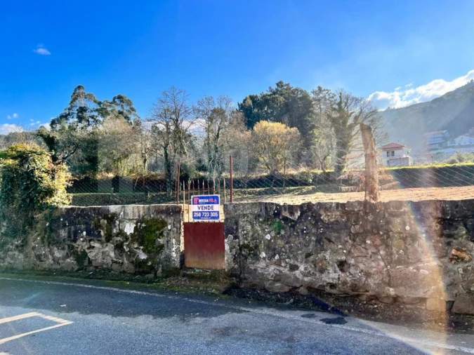 Moradia T2 para Venda em Gondarem Foto 29