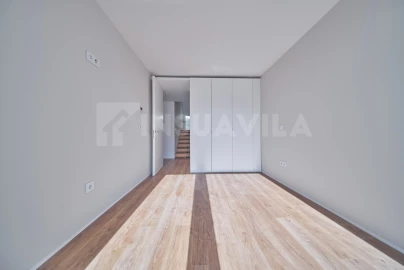 Moradia T3 para Venda em Santa Maria Maior e Monserrate e Meadela