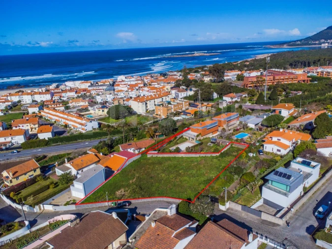 Terreno para Venda em Moledo e Cristelo Foto 1
