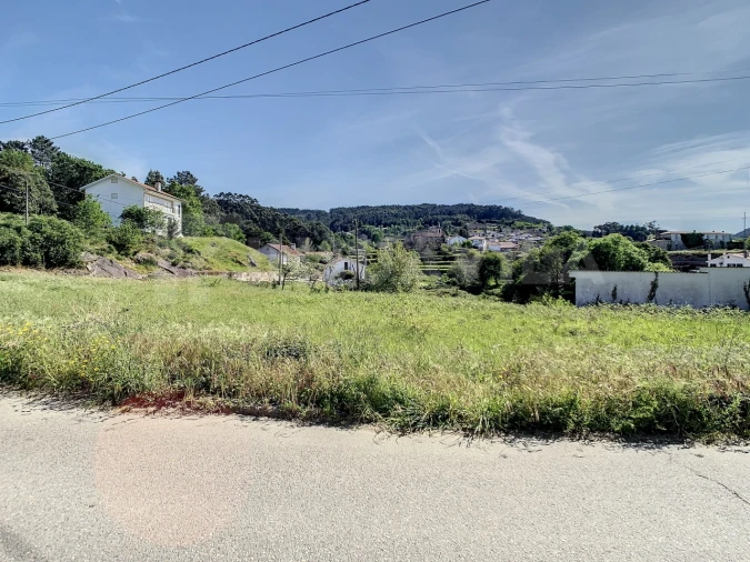 Terreno para Venda em Gondarem Foto 3