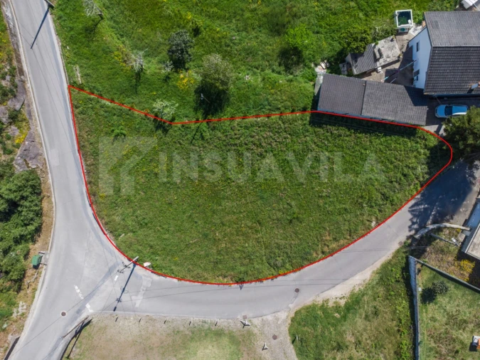 Terreno para Venda em Gondarem Foto 9