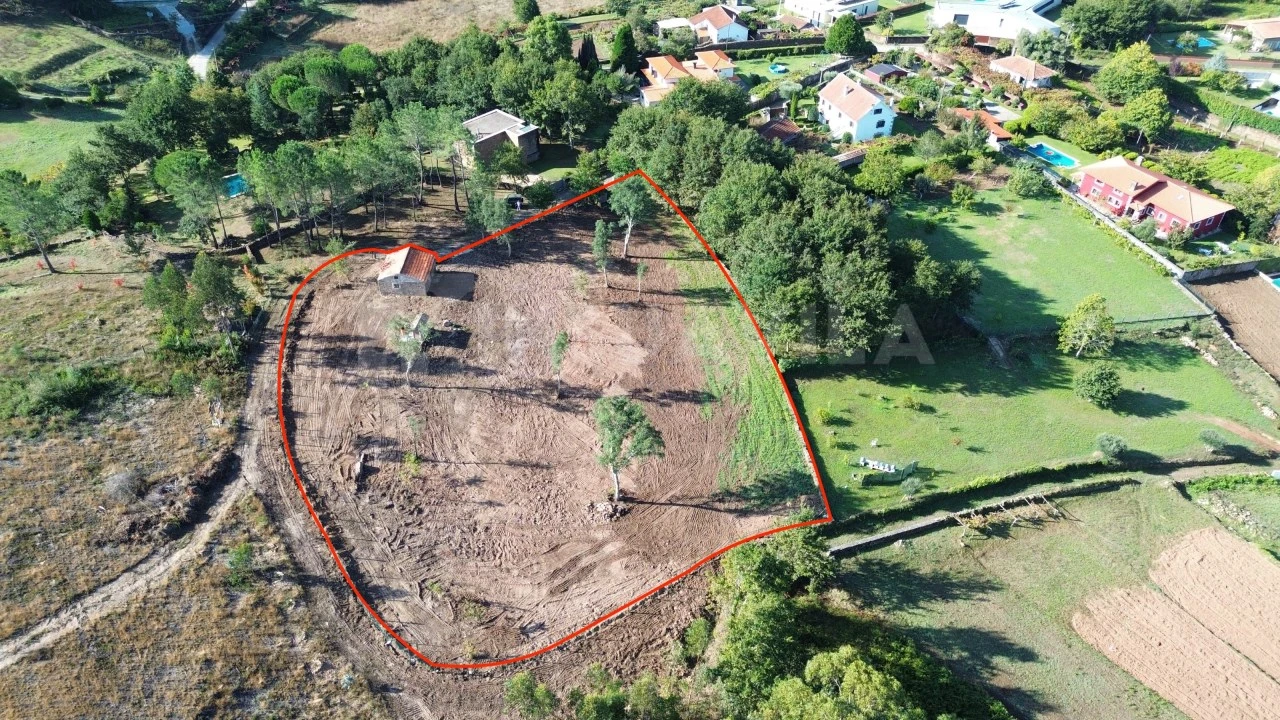 Terreno para Venda em Venade e Azevedo Foto 2
