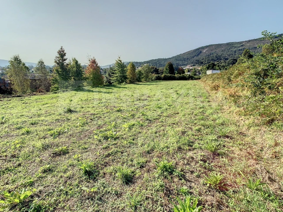 Terreno para Venda em Venade e Azevedo Foto 10