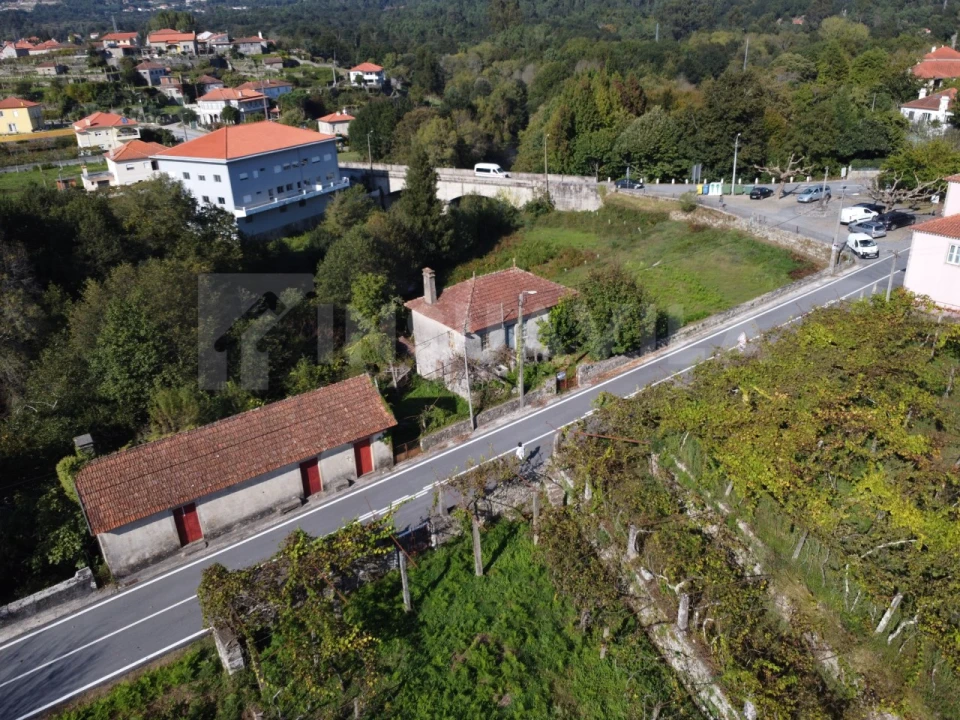 Moradia T5 para Venda em Covas Foto 3