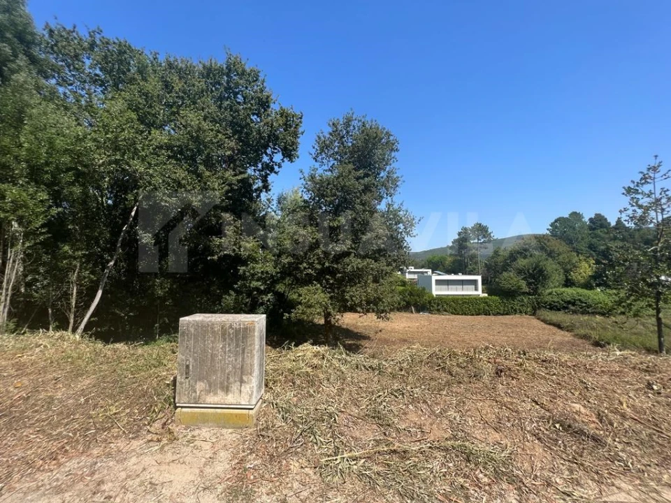 Terreno para Venda em Venade e Azevedo Foto 2