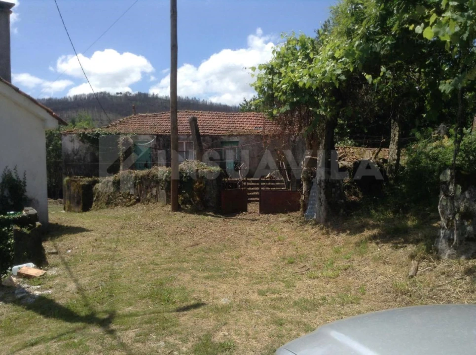 Moradia T3 para Venda em Romarigães Foto 3