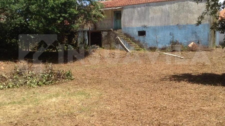 Moradia T3 para Venda em Romarigães