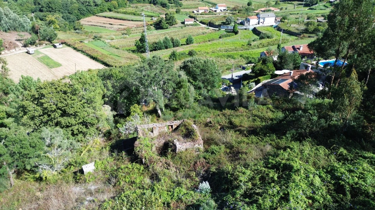 Moradia T3 para Venda em Venade e Azevedo Foto 1