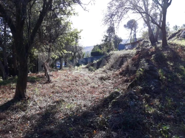 Moradia T3 para Venda em Venade e Azevedo
