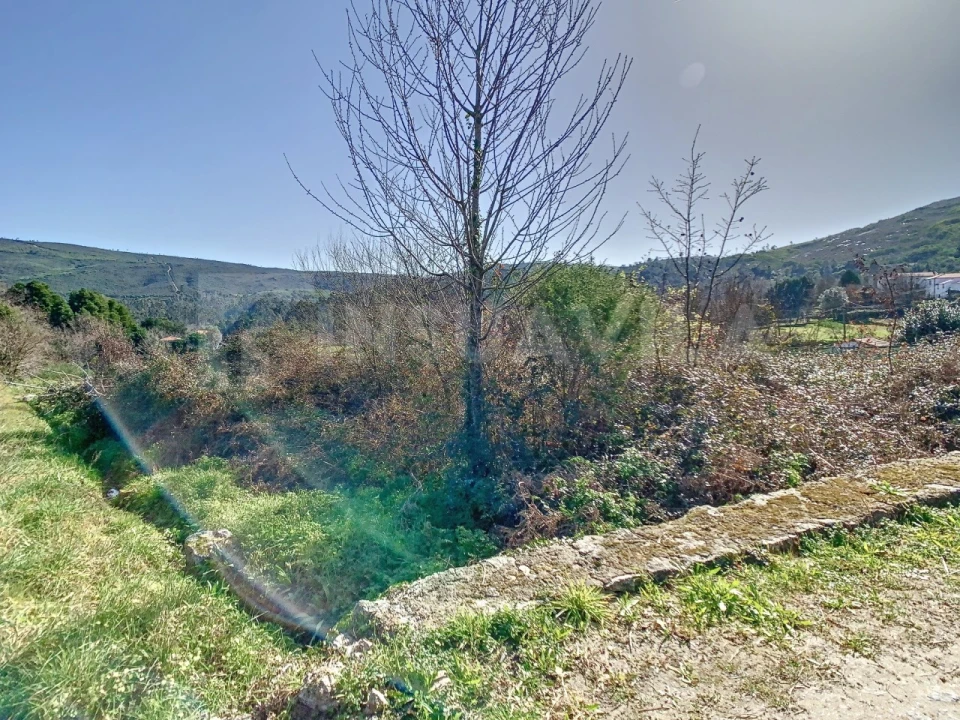 Terreno para Venda em Venade e Azevedo Foto 6
