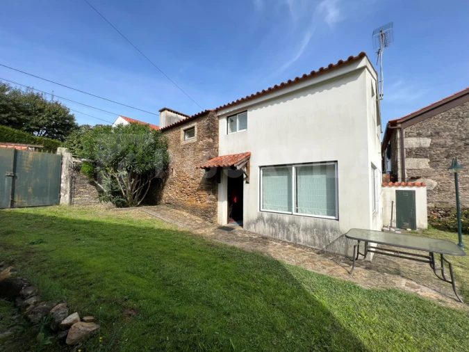 Moradia T3 para Venda em Venade e Azevedo Foto 11