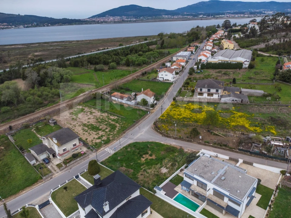 Moradia T4 para Venda em Seixas Foto 8