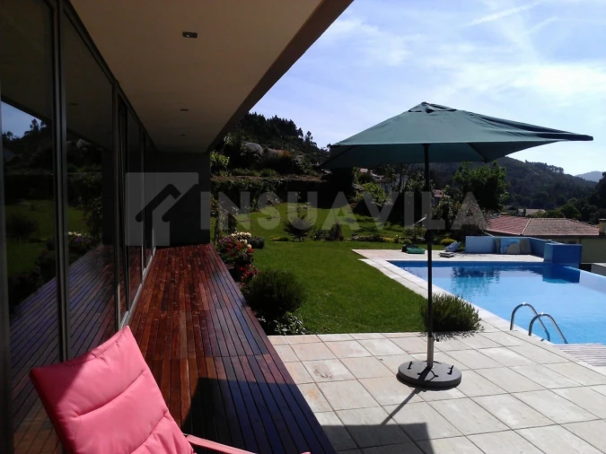 Moradia T6 para Venda em Lanhelas Foto 9