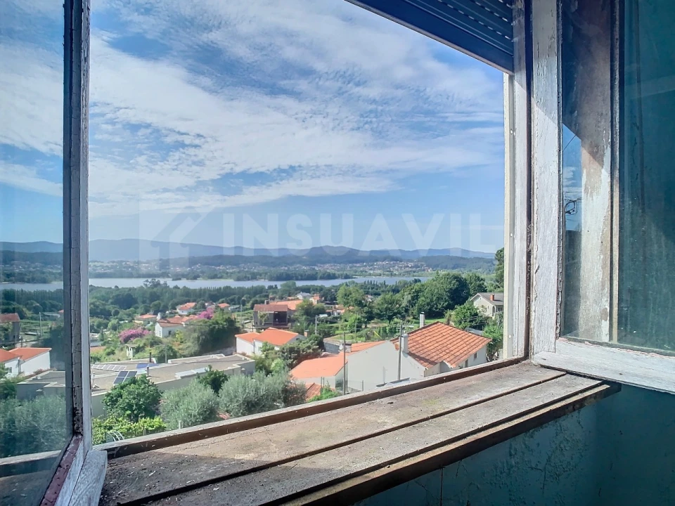 Moradia T3 para Venda em Lanhelas Foto 36