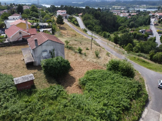 Moradia T3 para Venda em Loivo Foto 14