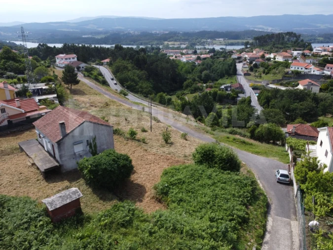 Moradia T3 para Venda em Loivo Foto 15