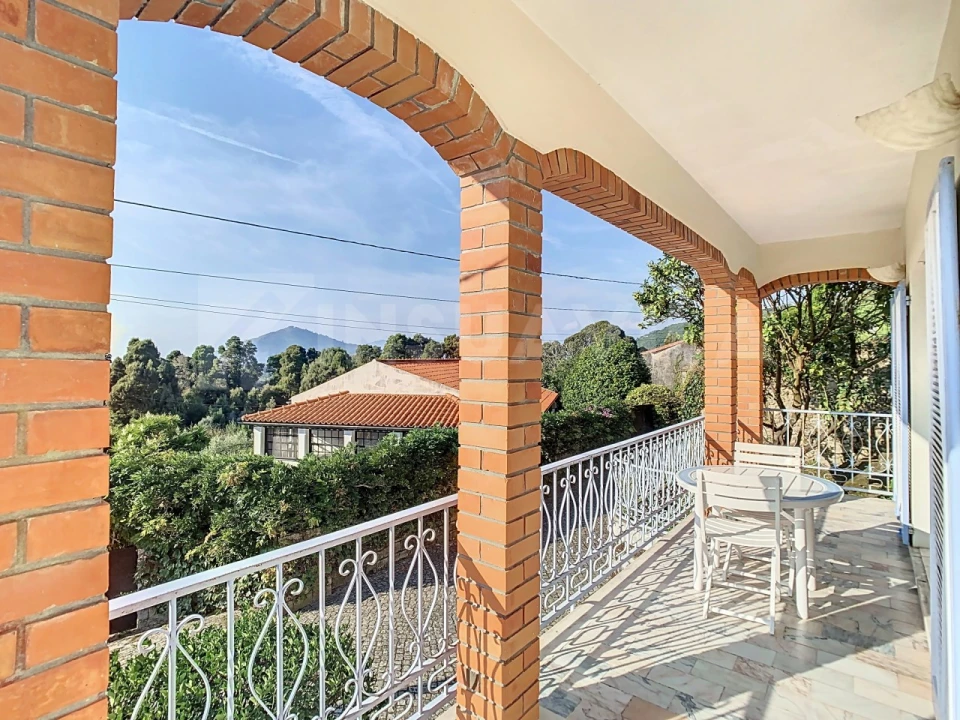 Moradia T4 para Venda em Moledo e Cristelo Foto 12