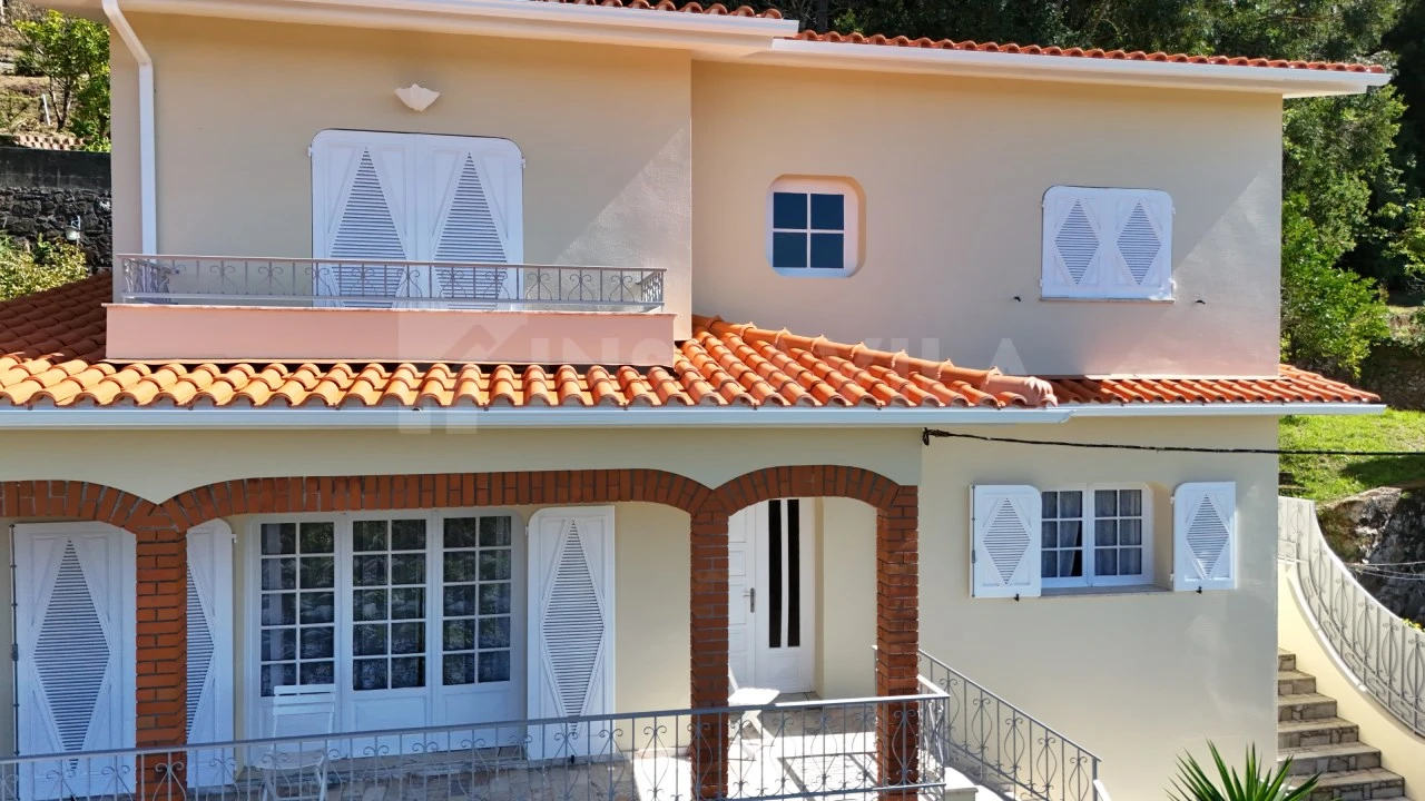 Moradia T4 para Venda em Moledo e Cristelo Foto 6