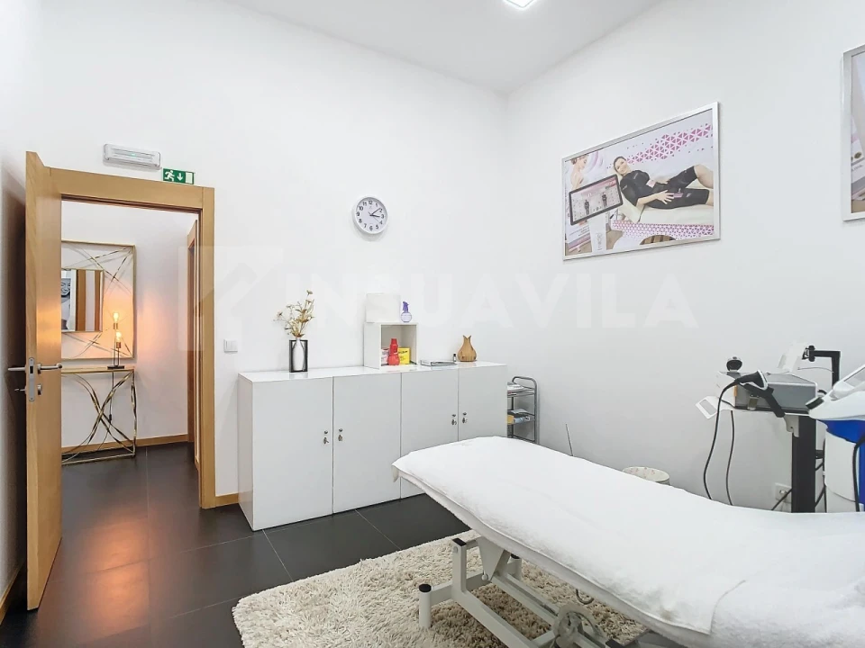 Loja para Venda em Santa Maria Maior e Monserrate e Meadela Foto 16