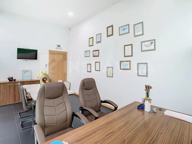 Loja para Venda em Santa Maria Maior e Monserrate e Meadela Foto 11