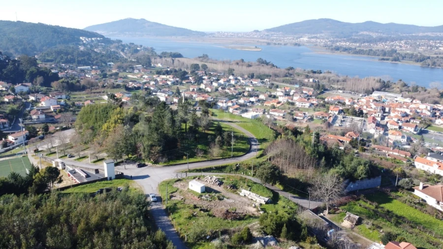 Terreno para Venda em Lanhelas Foto 2