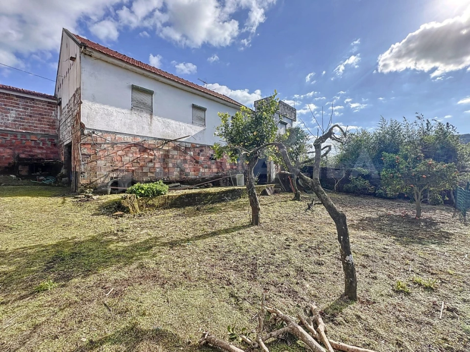 Moradia T3 para Venda em Venade e Azevedo Foto 7