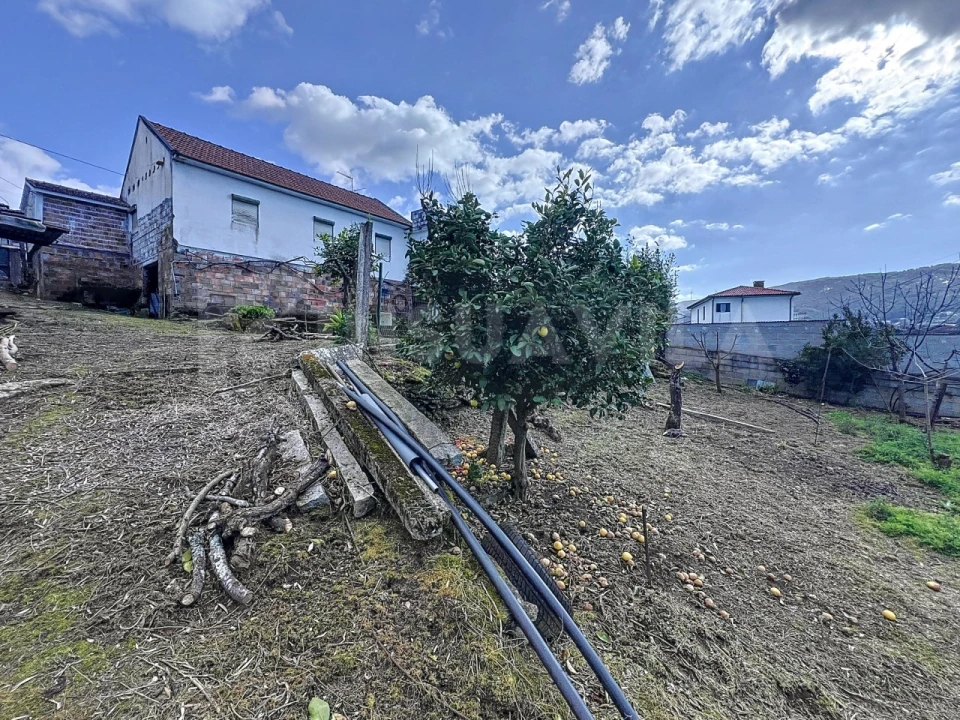 Moradia T3 para Venda em Venade e Azevedo Foto 10