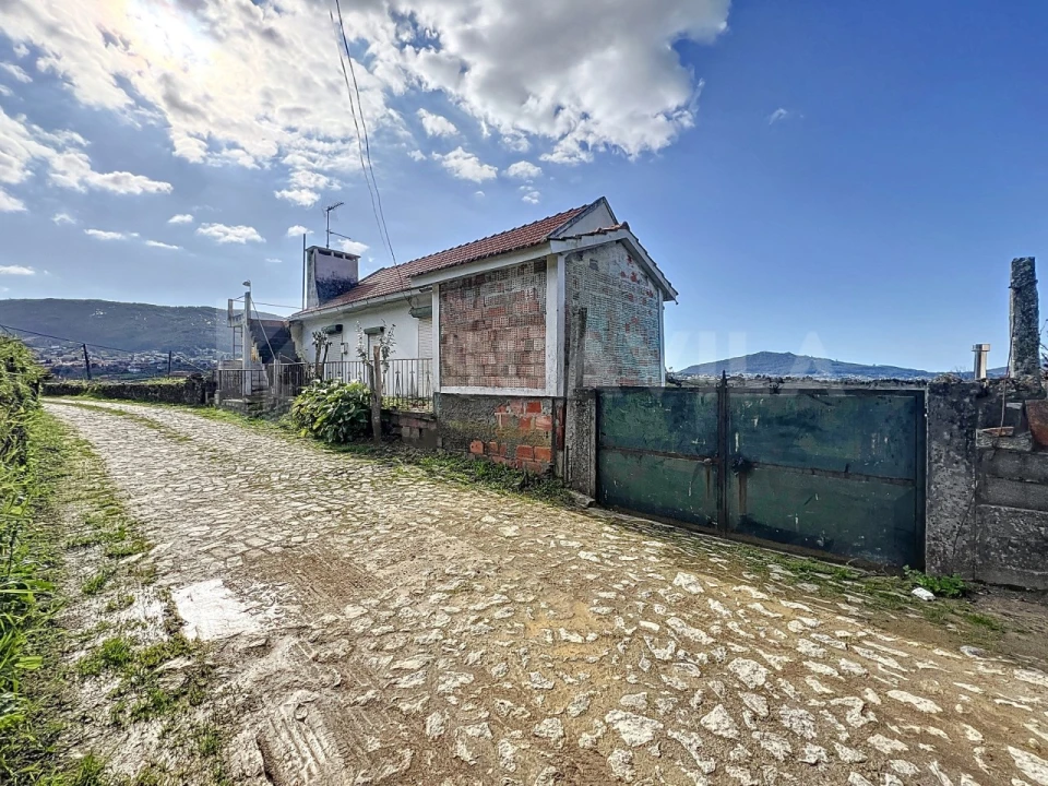 Moradia T3 para Venda em Venade e Azevedo Foto 11