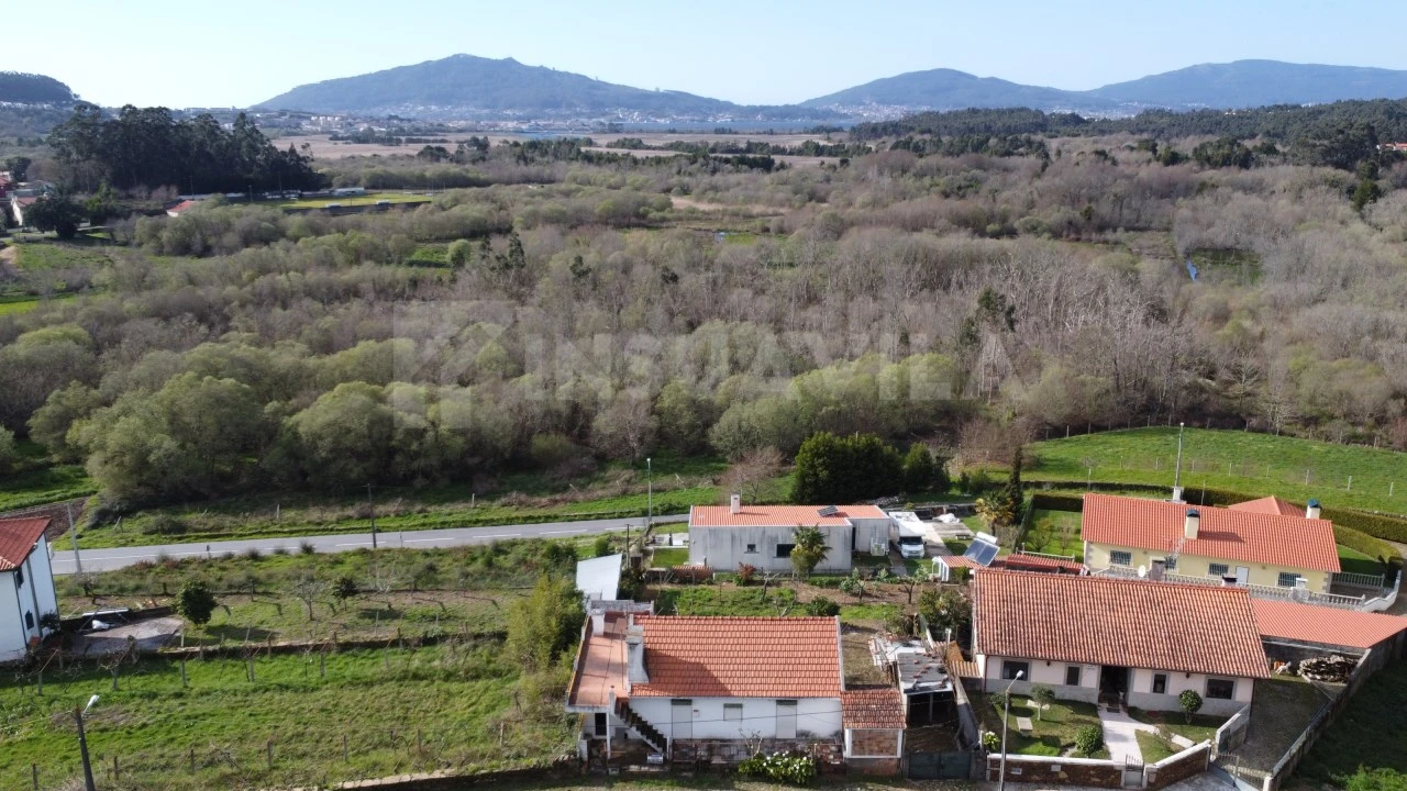 Moradia T3 para Venda em Venade e Azevedo Foto 25