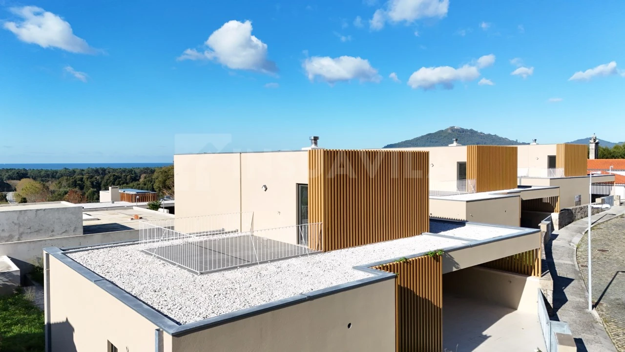 Moradia T3 para Venda em Moledo e Cristelo Foto 8