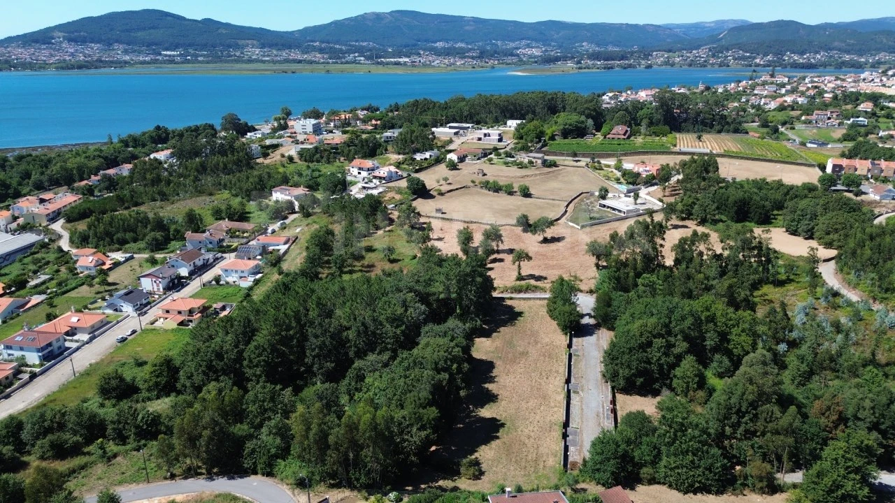 Terreno para Venda em Seixas Foto 3