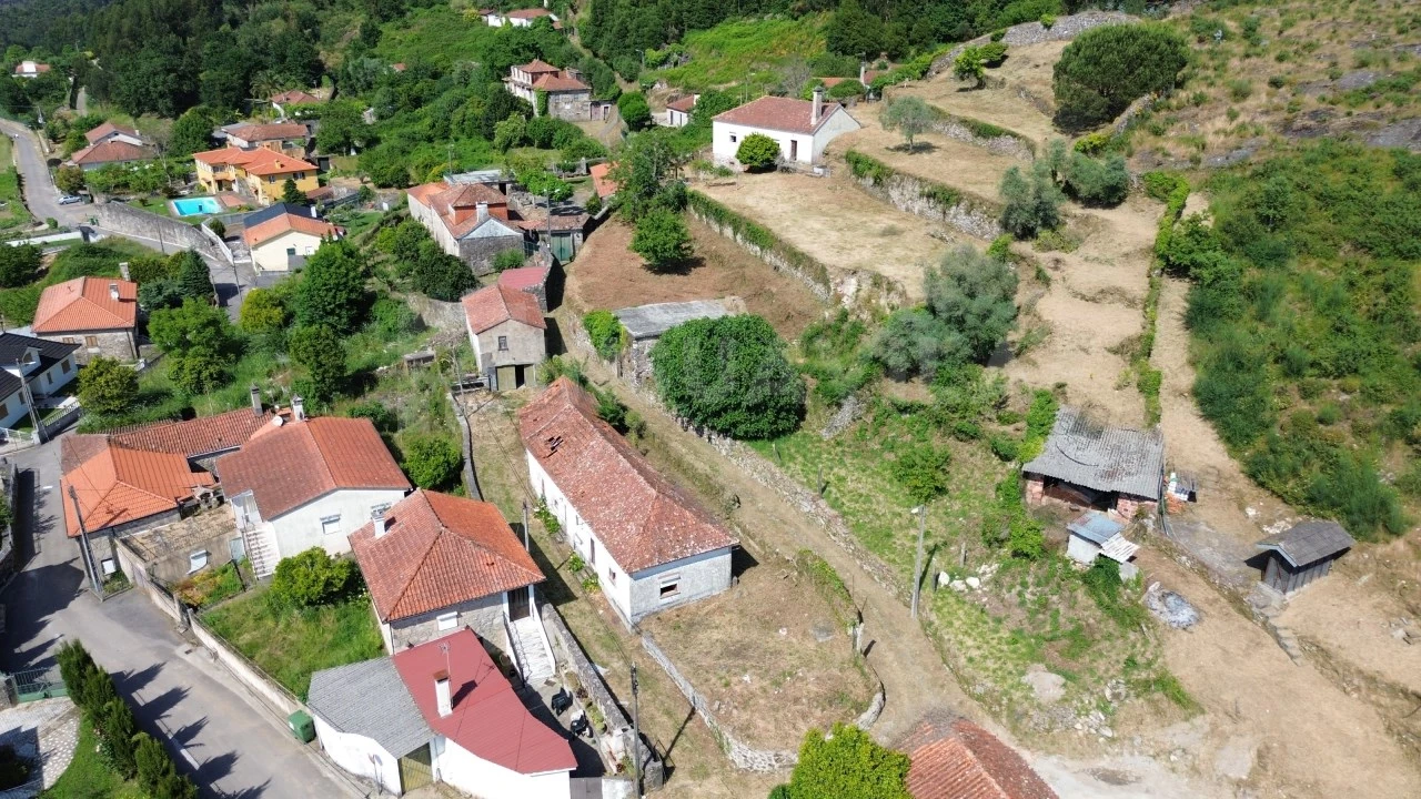 Moradia T6 para Venda em Cerdal Foto 30