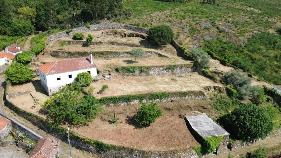 Moradia T6 para Venda em Cerdal Foto 2