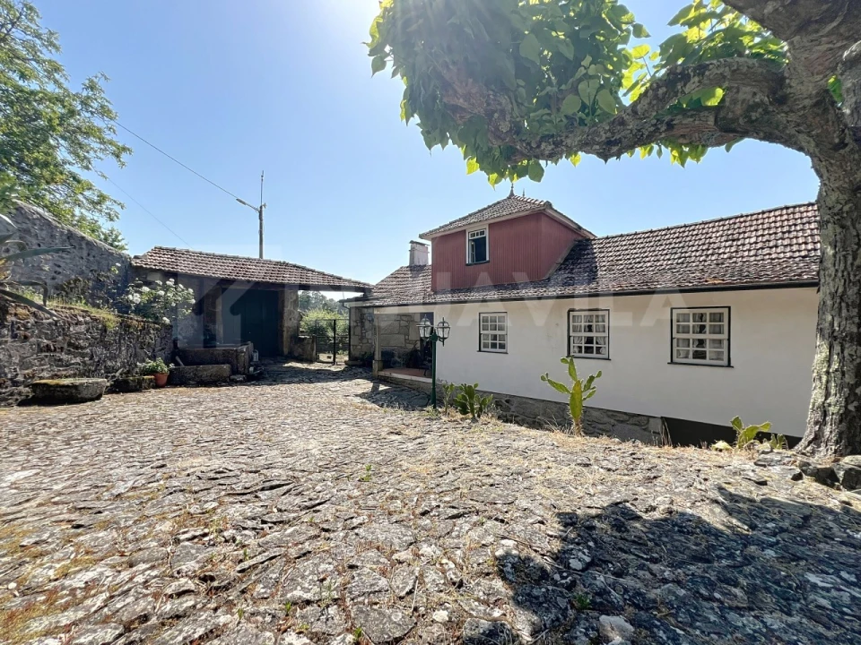 Moradia T8 para Venda em Cerdal Foto 12