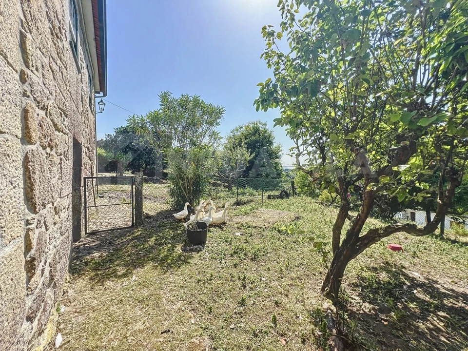 Moradia T8 para Venda em Cerdal Foto 32