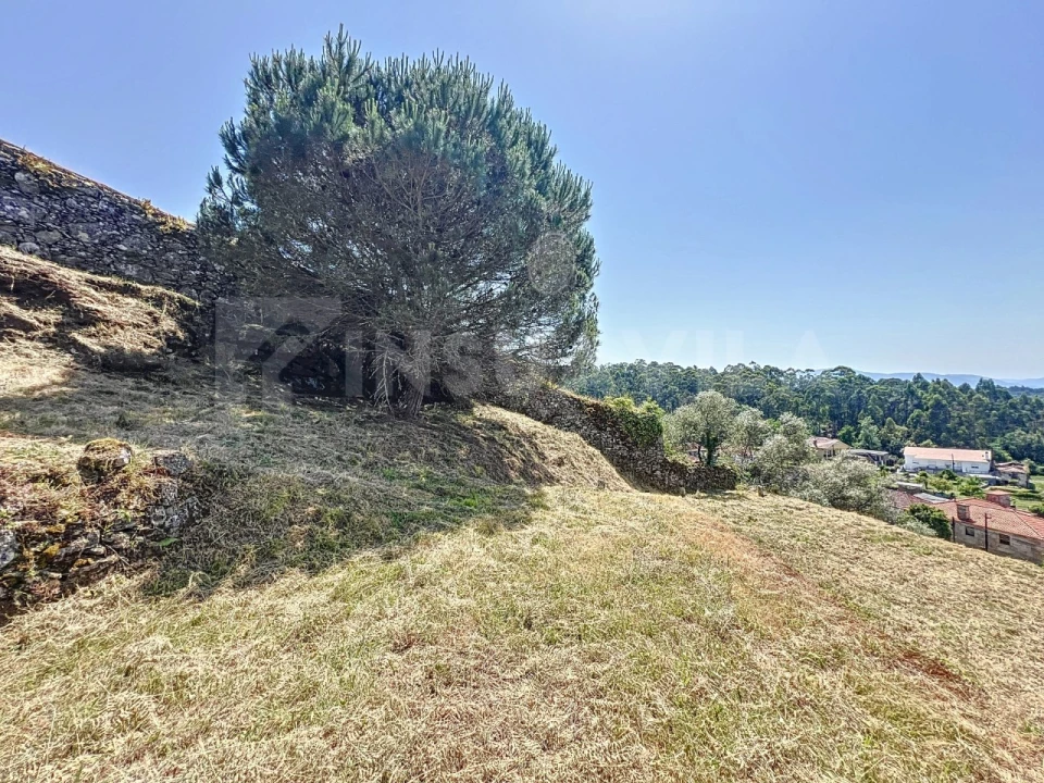 Moradia T8 para Venda em Cerdal Foto 72