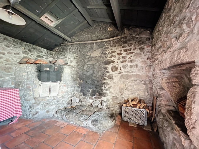 Moradia T8 para Venda em Cerdal Foto 37